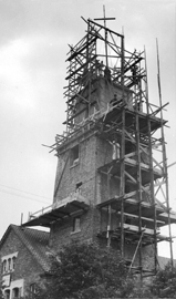 Bau der alten Kreuzkirche 